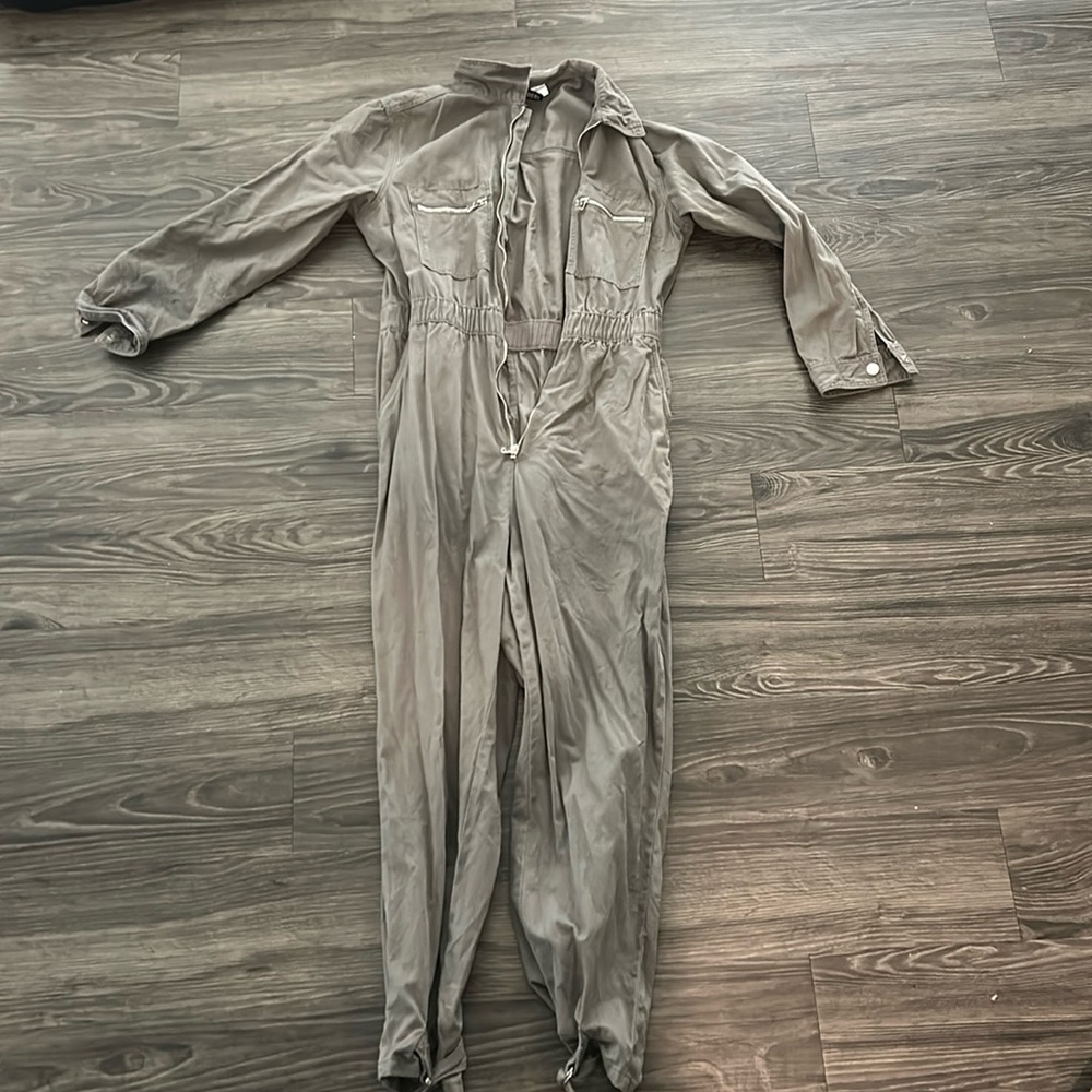 Like-New Dark Gray H&M Jumpsuit - Size Medium, Worn Once